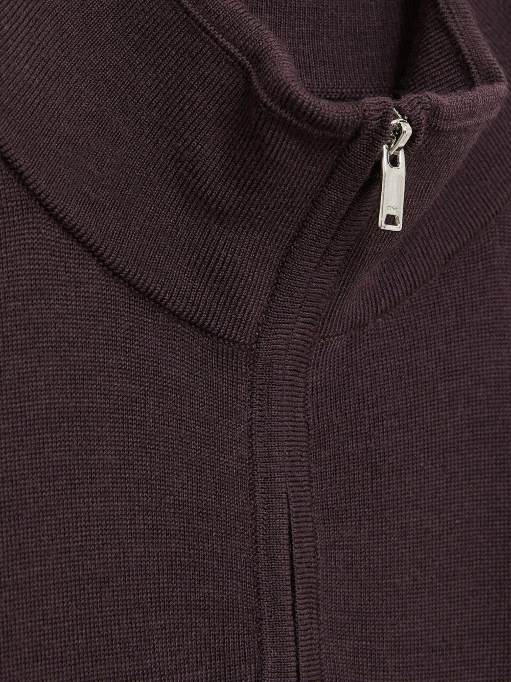 Men Merino Wool Half-Zip Jumper in Dark Bordeaux