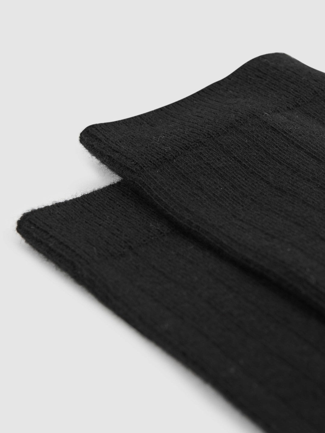 Women Cotton Blend Ribbed Loafer Socks in Black