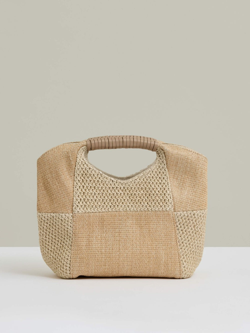 Women Raffia Patchwork Clutch Bag in Natural