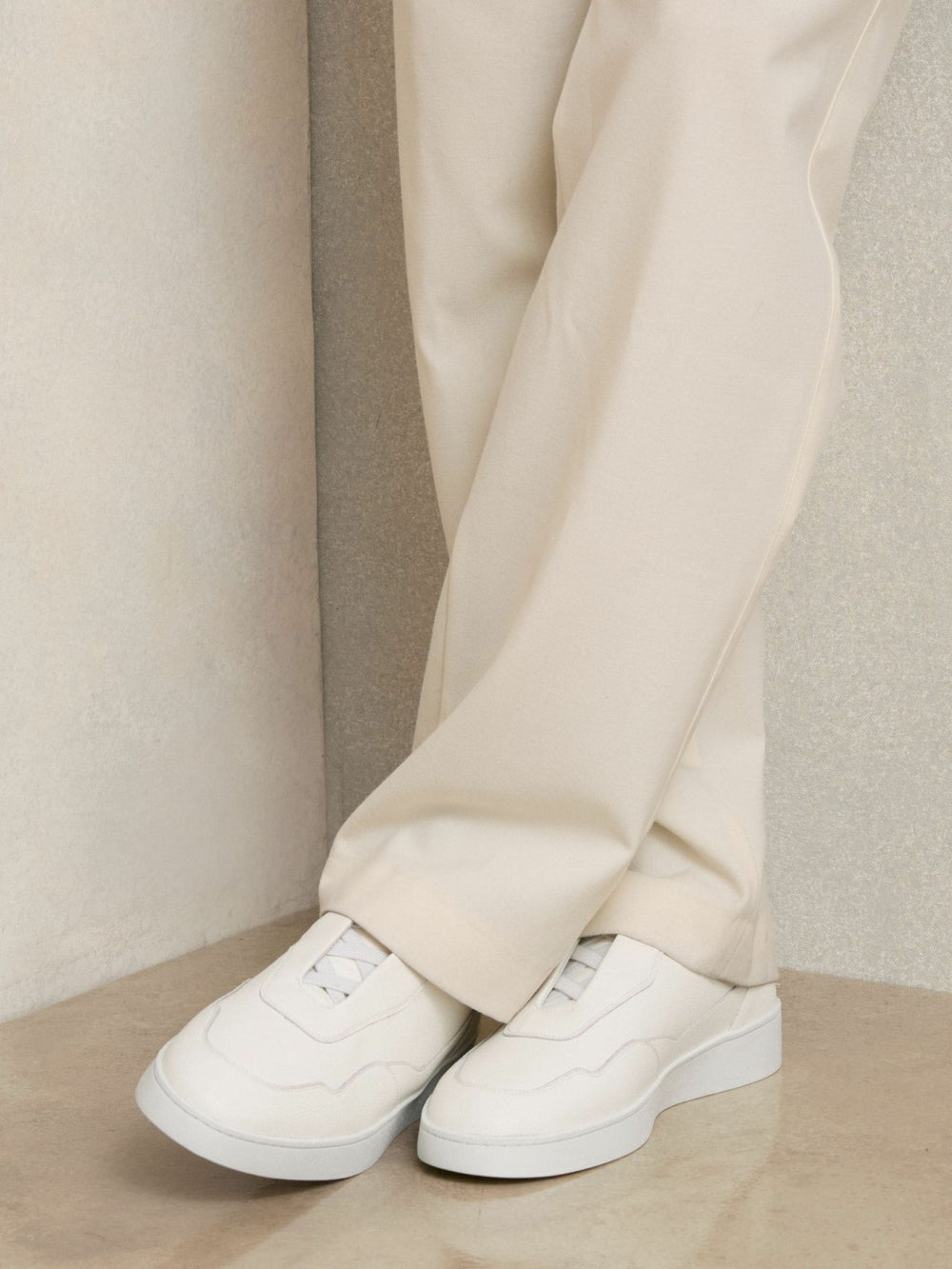 Men Leather Elasticated-Lace Trainers in White