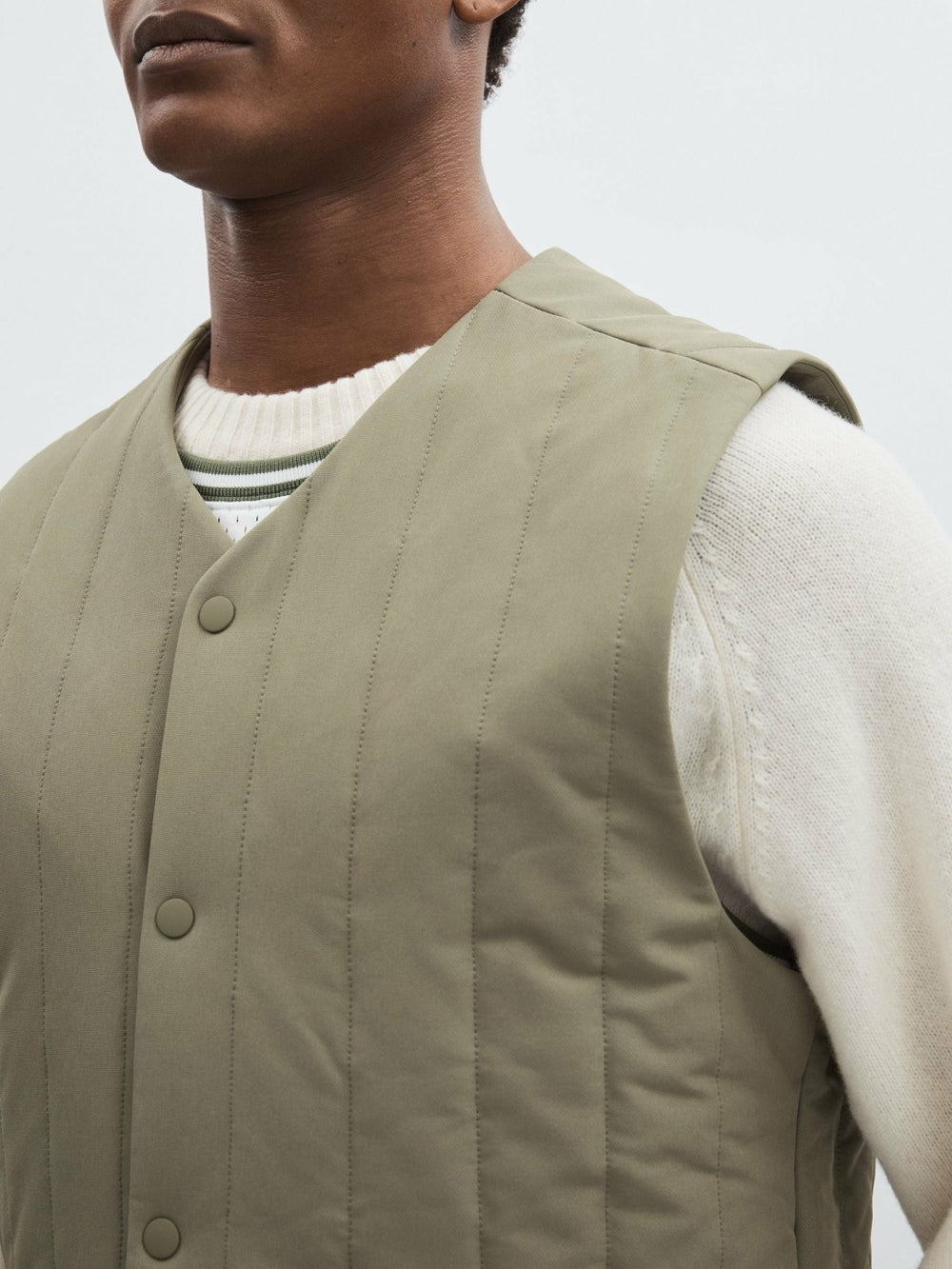 Men Les Deux Quilted Technical Gilet in Green