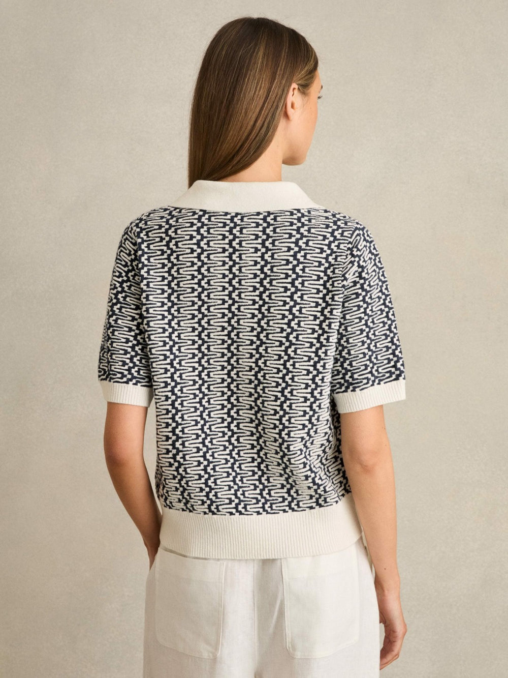 Women Zig-Zag Knit Polo Shirt in Blue/Ivory