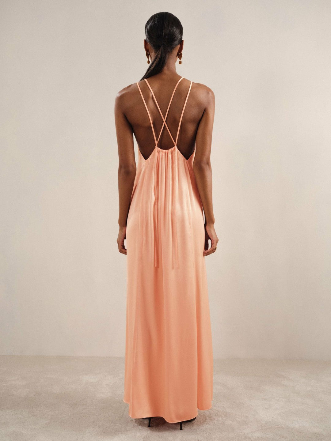 Women Petite Satin Halterneck Maxi Dress in Peach
