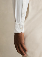 Men Long-Sleeve Travel Shirt in White