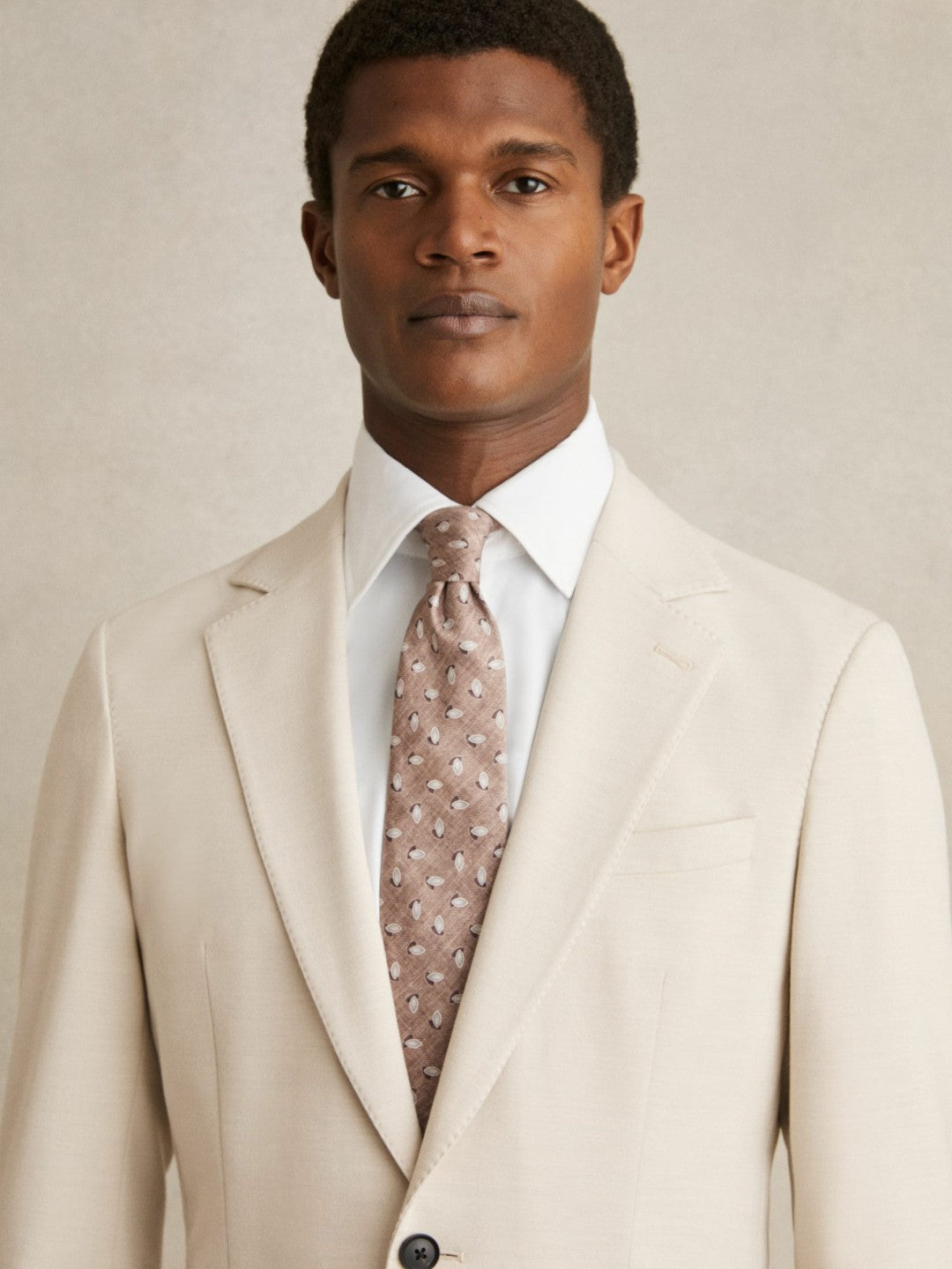 Men Long-Sleeve Travel Shirt in White