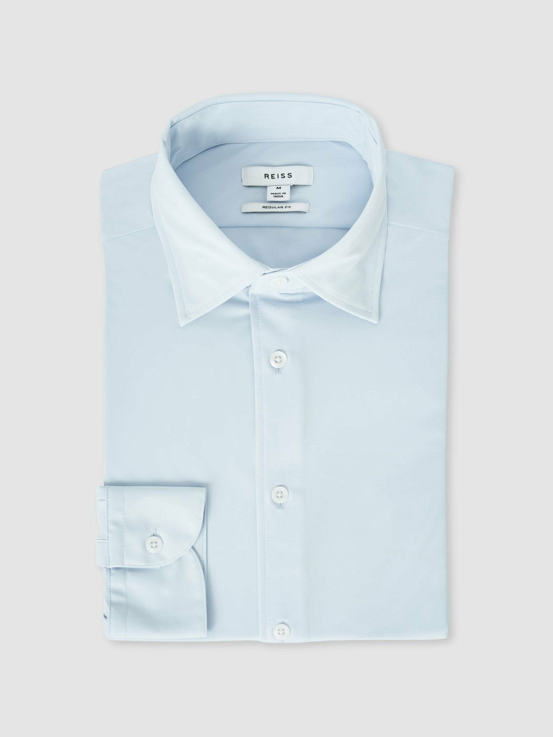 Men Long-Sleeve Travel Shirt in Soft Blue