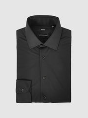 Men Long-Sleeve Travel Shirt in Black