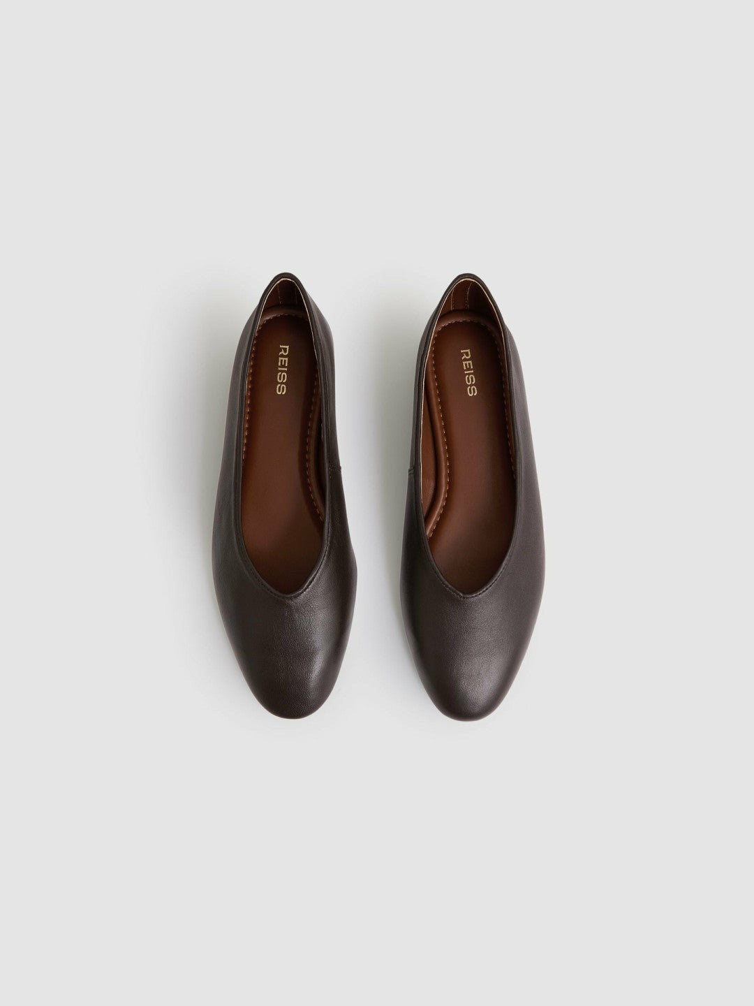 Women Leather Rounded-Point Toe Ballet Flats in Chocolate