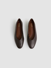Women Leather Rounded-Point Toe Ballet Flats in Chocolate