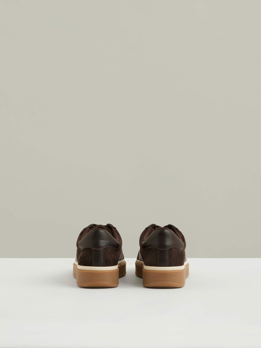 Women Suede Low-Top Trainers in Chocolate