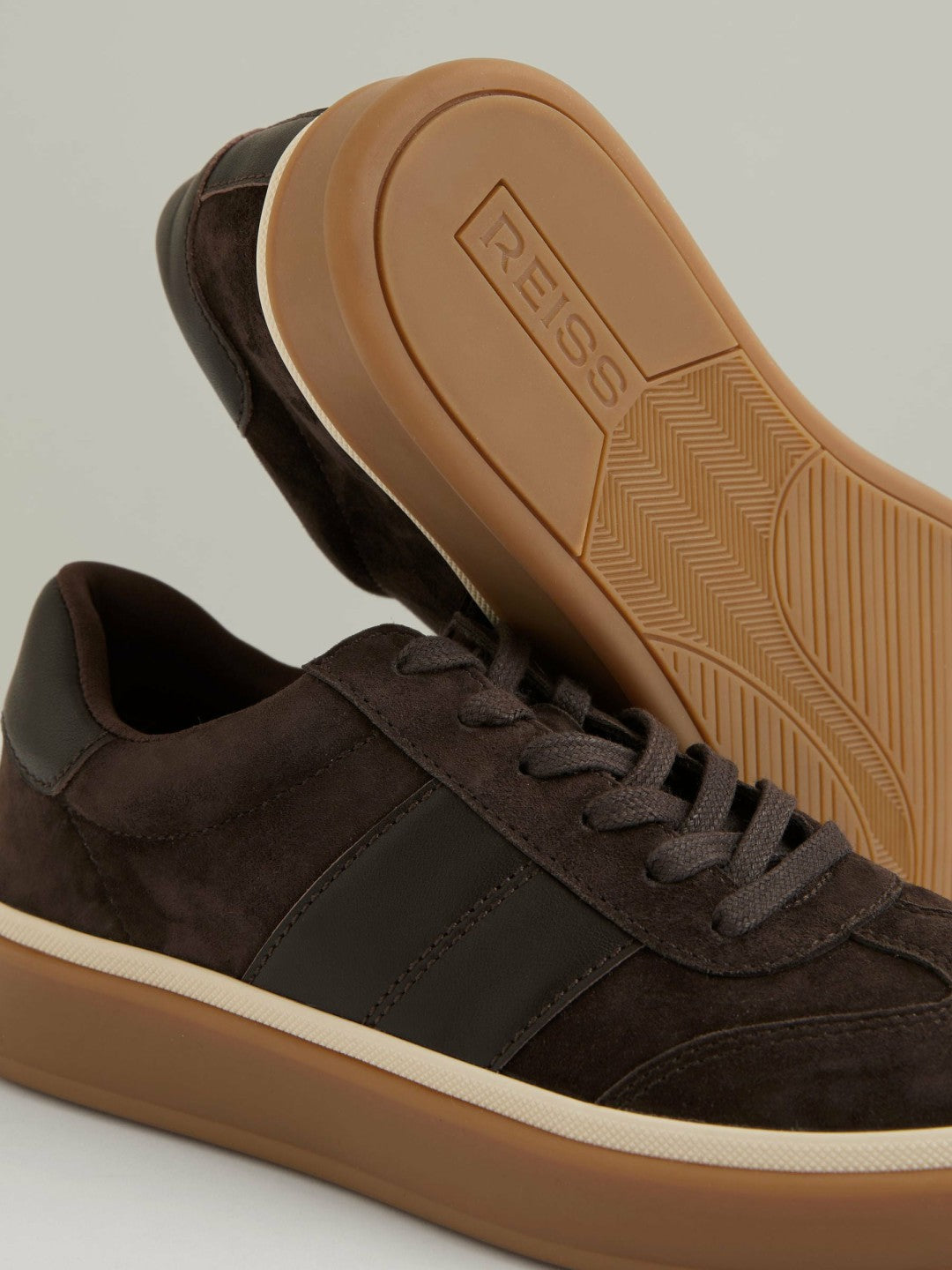 Women Suede Low-Top Trainers in Chocolate