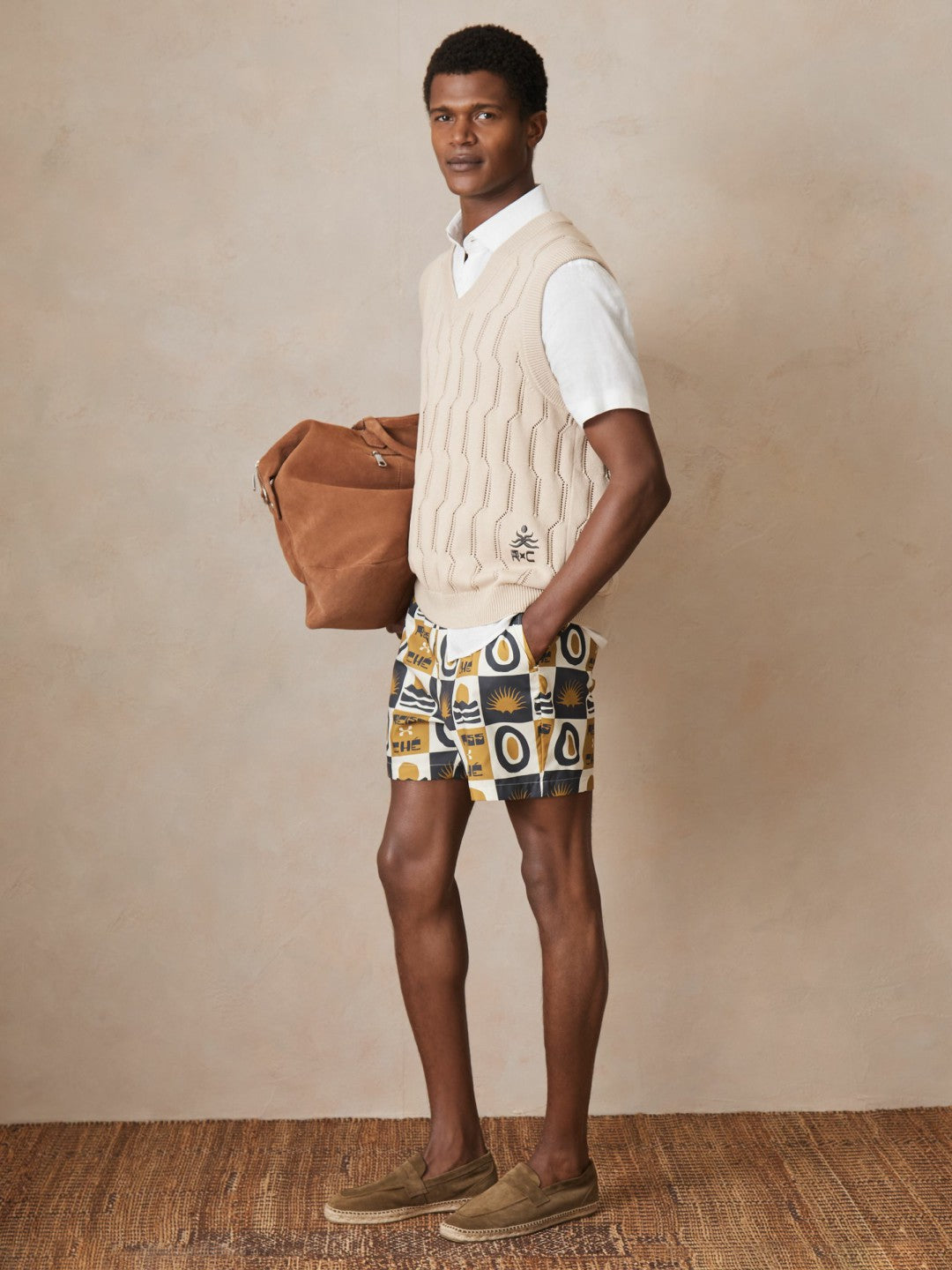 Men | Ché Sunset-Print Swim Shorts in Olive Green