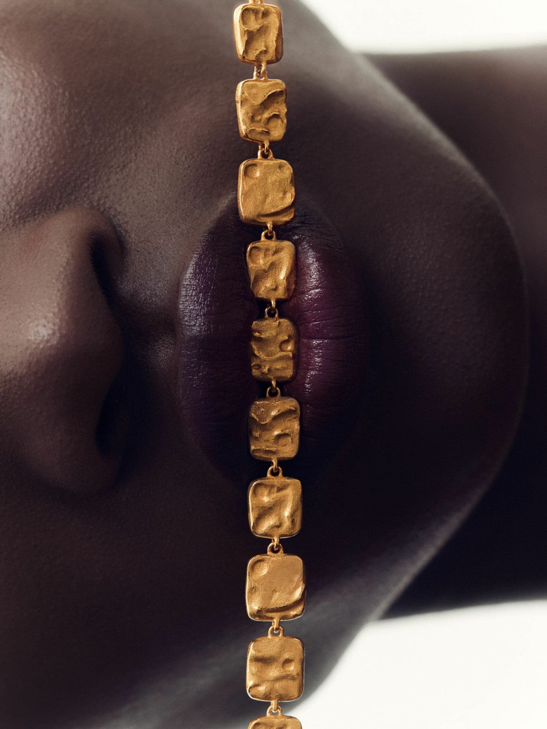 Women Molten Square Necklace in Gold Tone