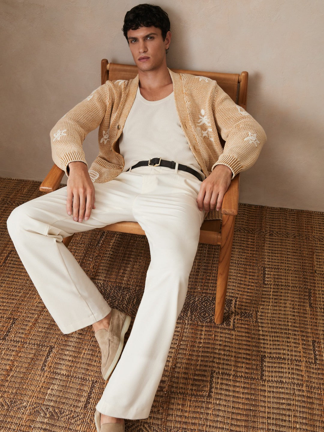 Men | Ché Motif-Embroidered Cardigan in Camel