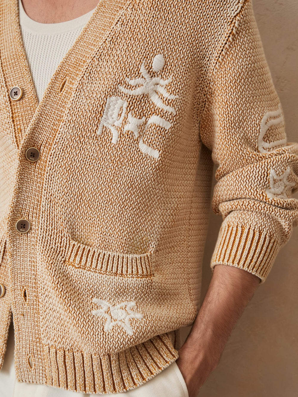 Men | Ché Motif-Embroidered Cardigan in Camel