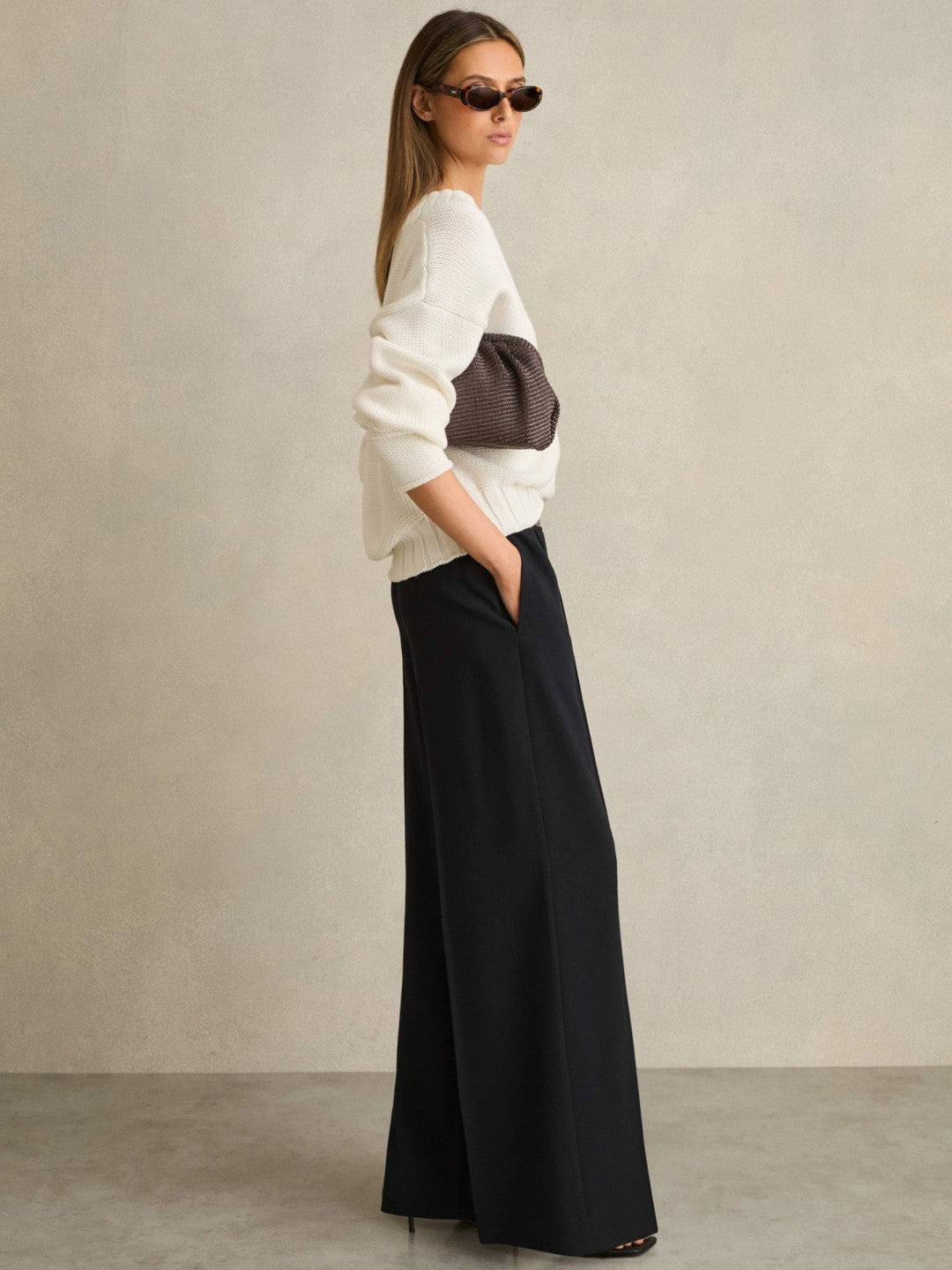 Women Petite Wide-Leg Elasticated-Waist Trousers in Navy