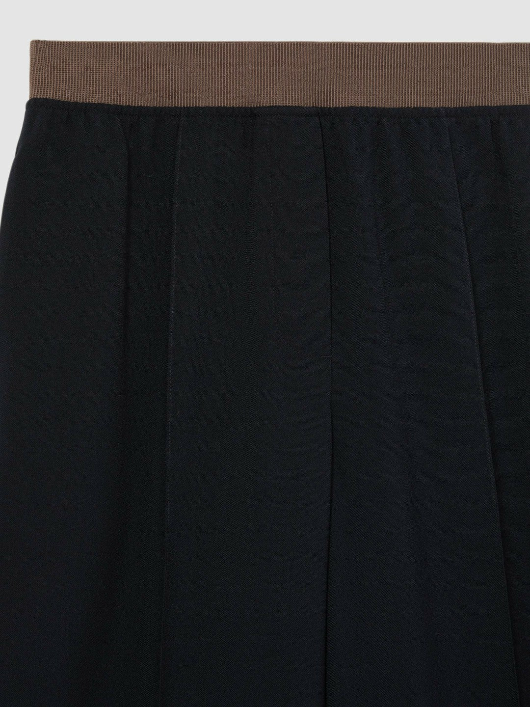 Women Wide-Leg Elasticated-Waist Trousers in Navy