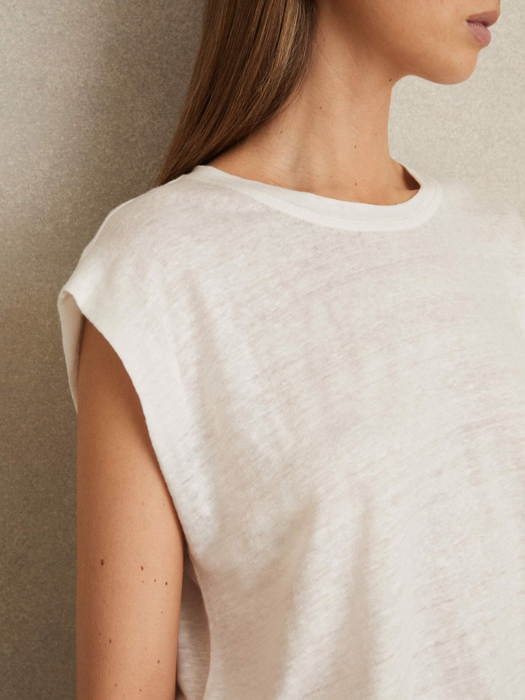 Women Linen Cap-Sleeve T-Shirt in White