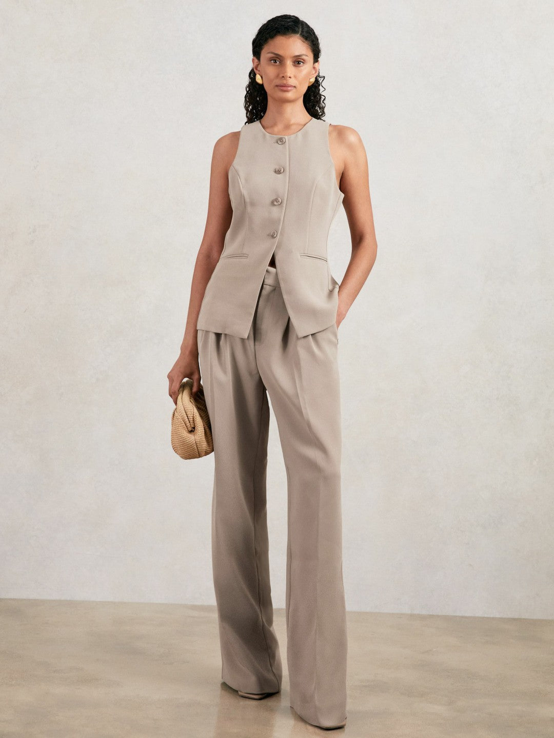 Women Good American Tailored Trousers in Beige
