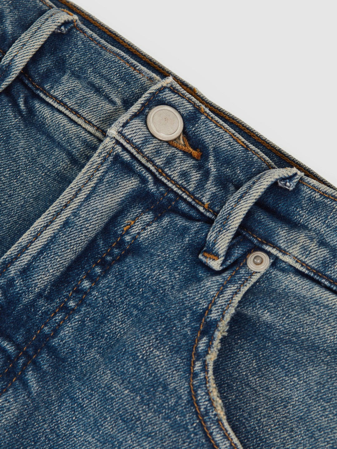 Women Jeans in Indigo Blue