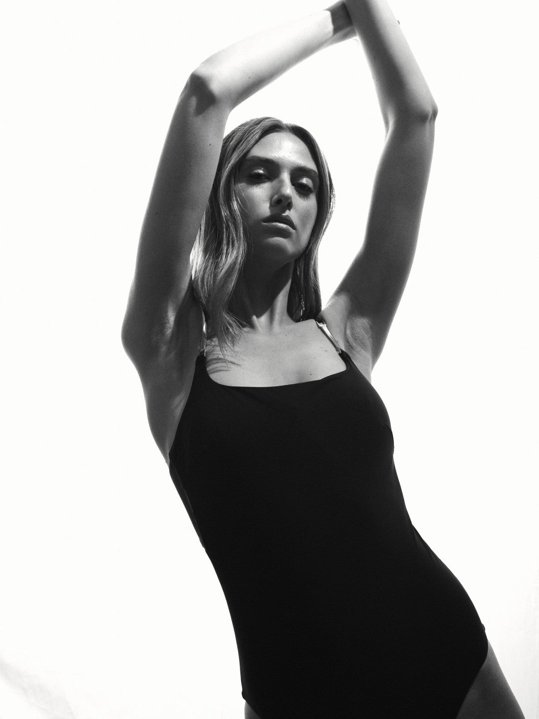 Women Hardware-Strap Cut-Out Swimsuit in Black