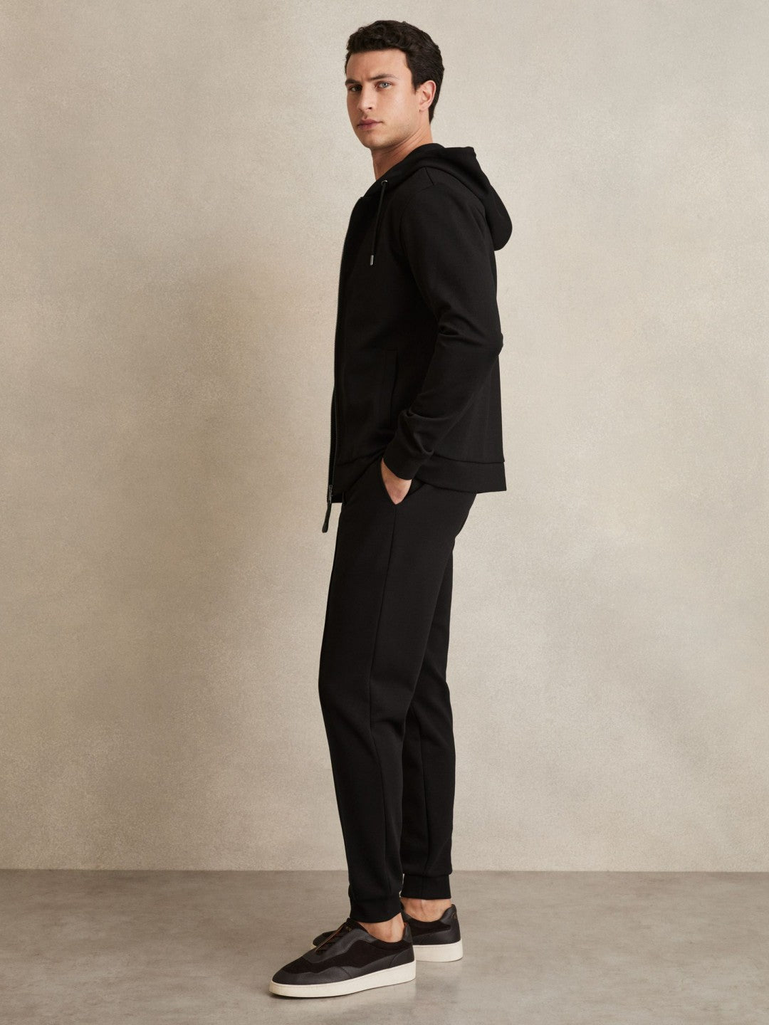 Men Interlock Zip-Through Hoodie in Black
