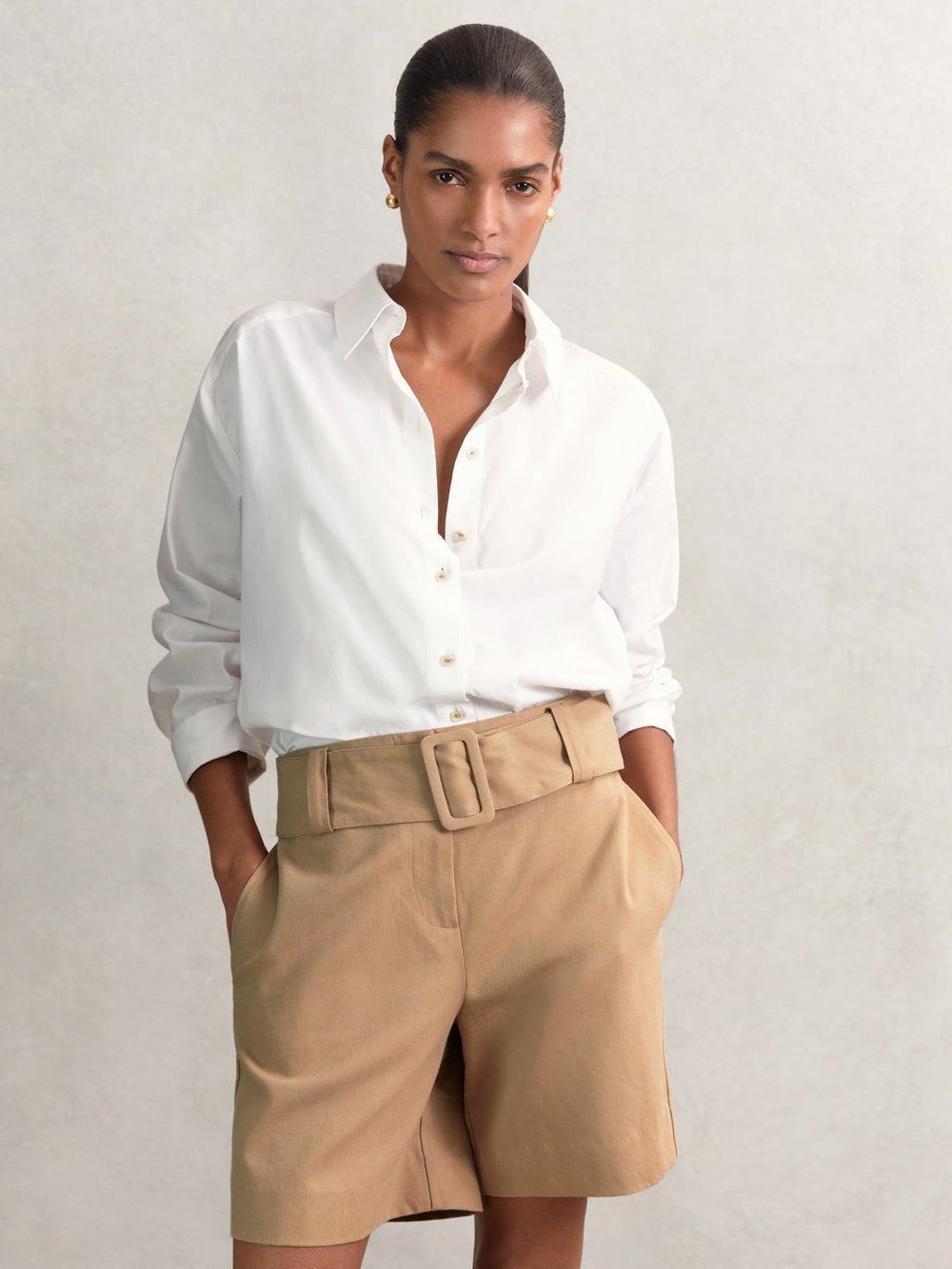 Women Cotton-Blend Belted Shorts With Linen in Camel