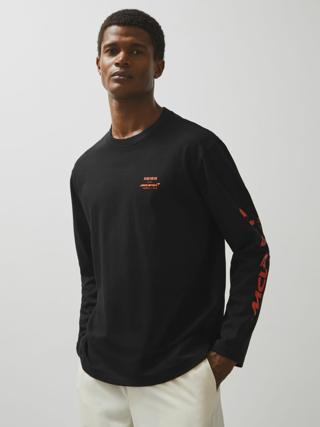 Men Unisex Fit McLaren F1 Team Tyre-Print T-Shirt in Black