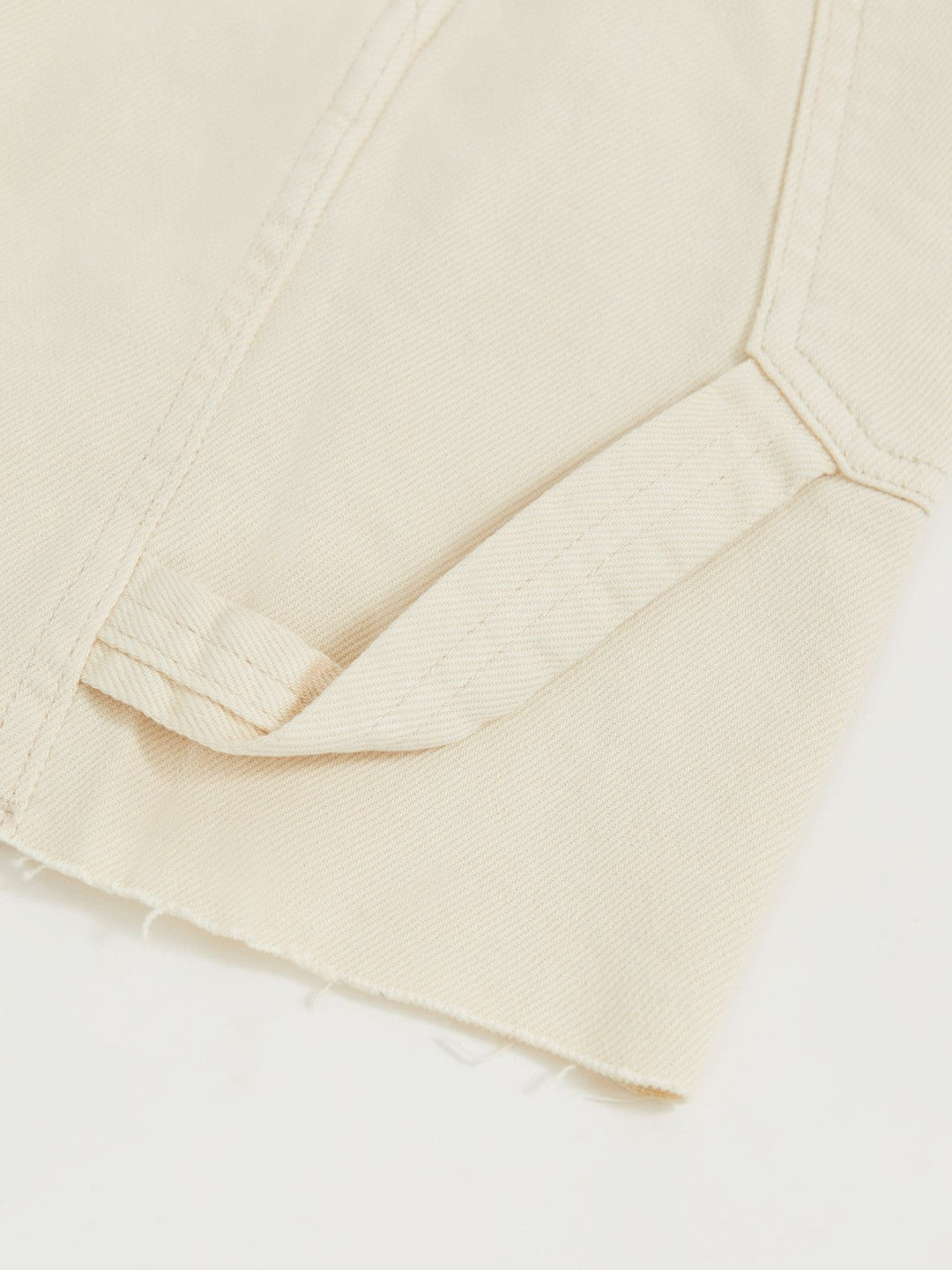 Women 90S Long Shorts in Ecru