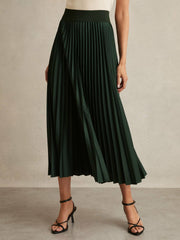 Women Pleated Midi Skirt in Dark Green
