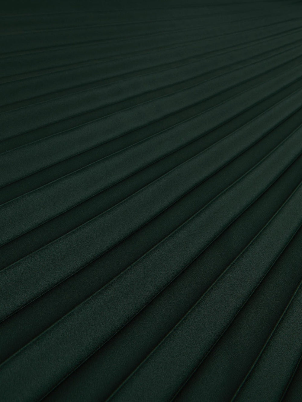 Women Pleated Midi Skirt in Dark Green