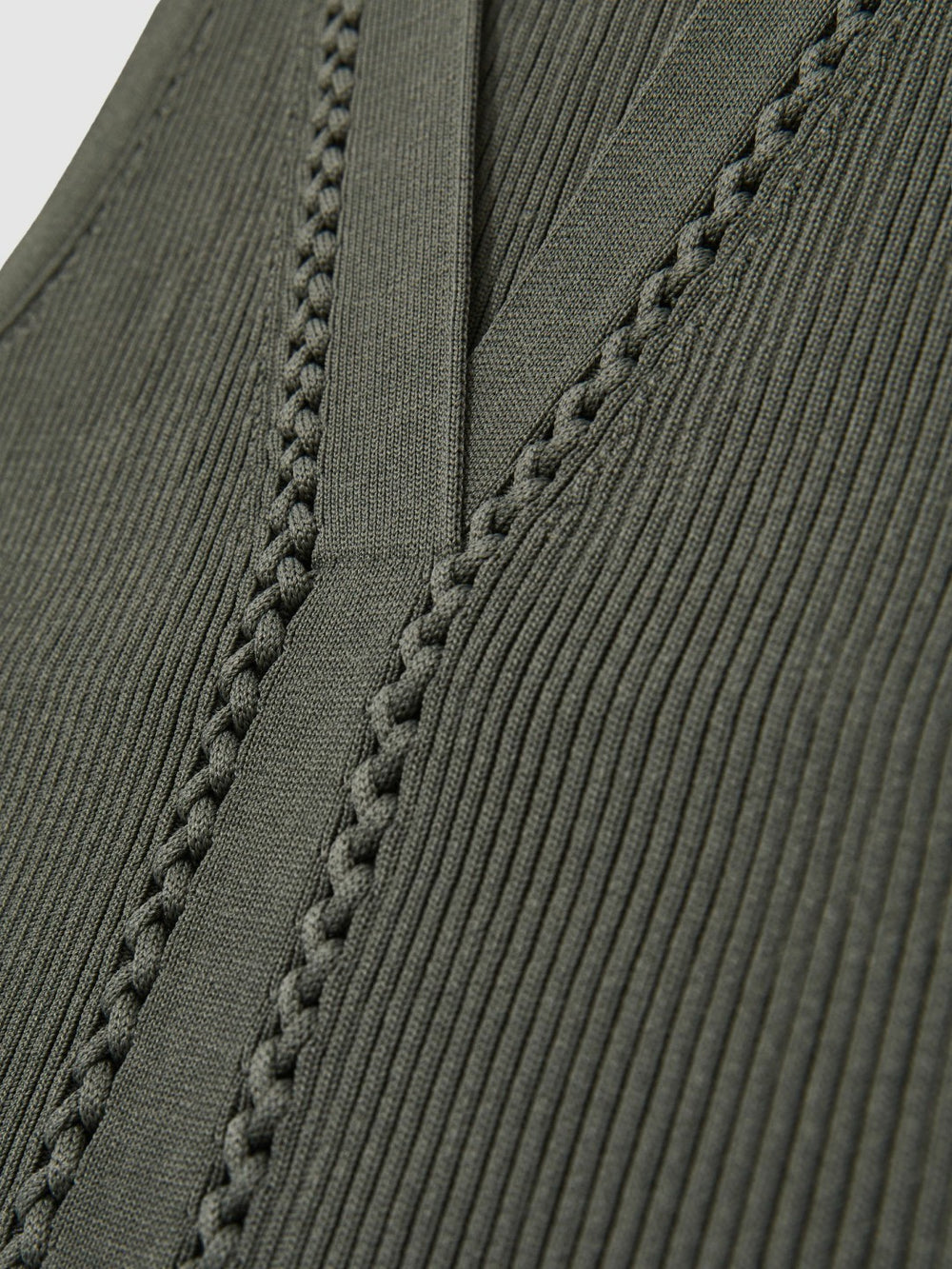 Women Craft-Stitch Rib-Knit Vest in Khaki Green
