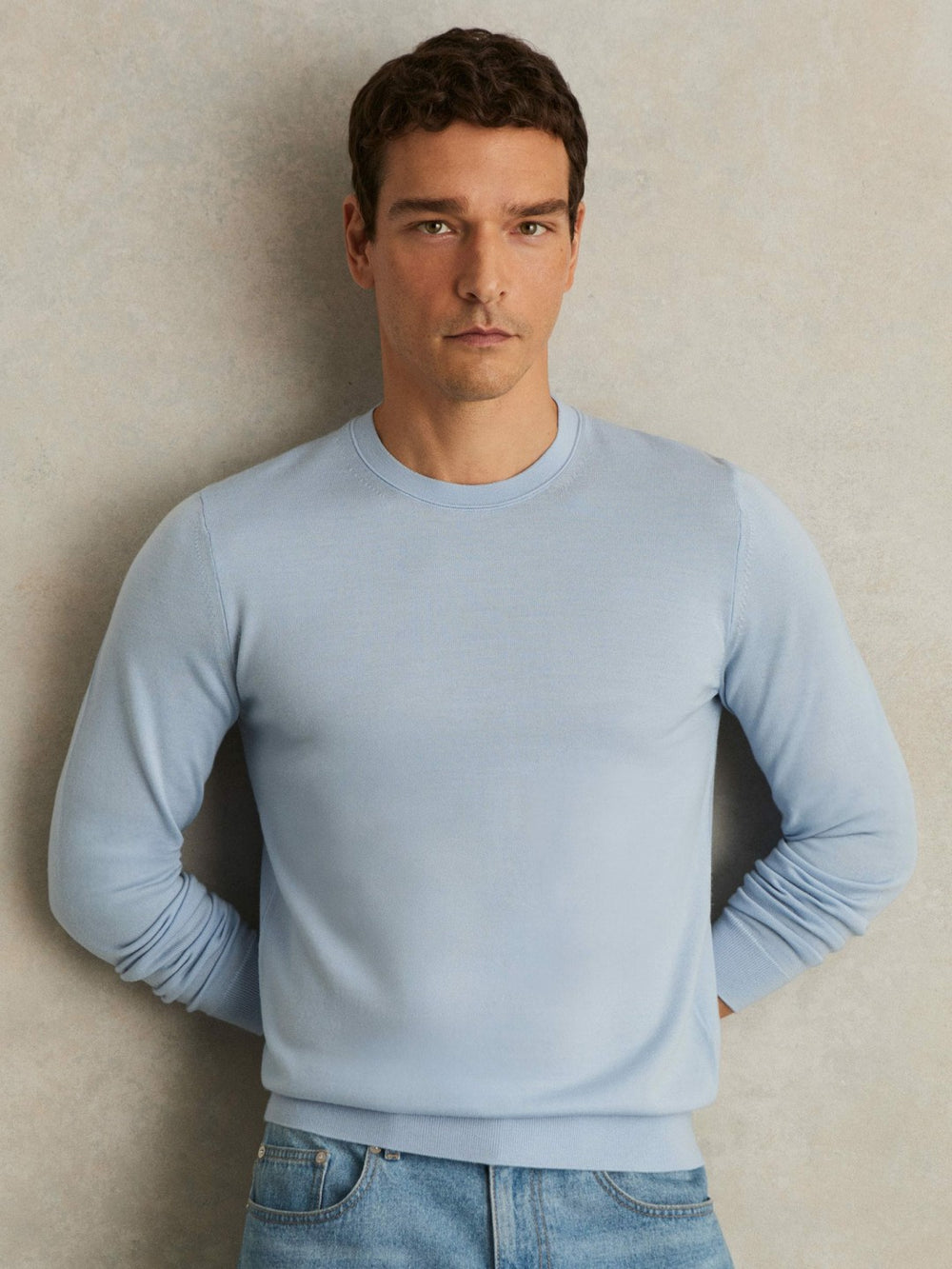 Men Merino Wool Crew Neck Jumper in Soft Blue