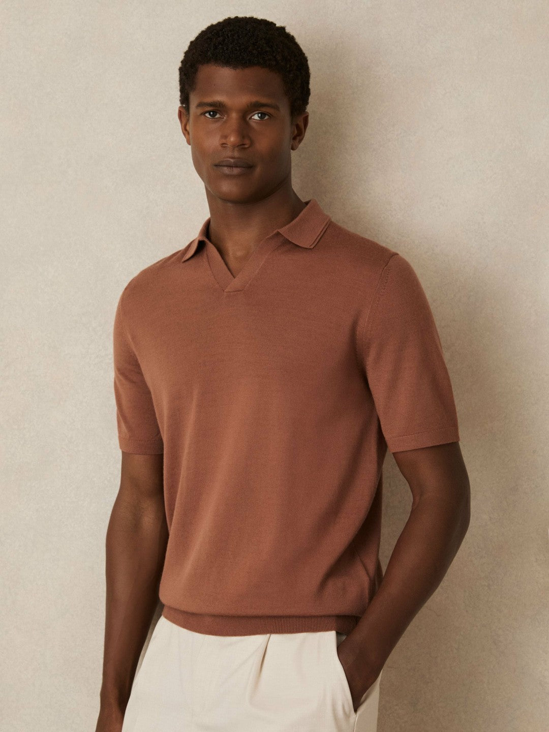Men Merino Wool Open Collar Polo Shirt in Cinnamon Brown