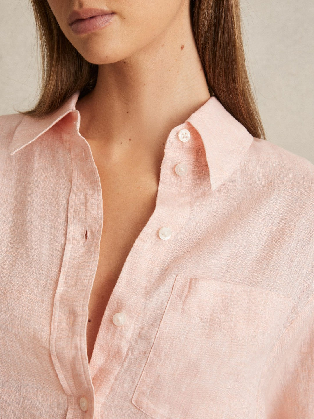 Women Linen Tie-Back Shirt in Pale Pink