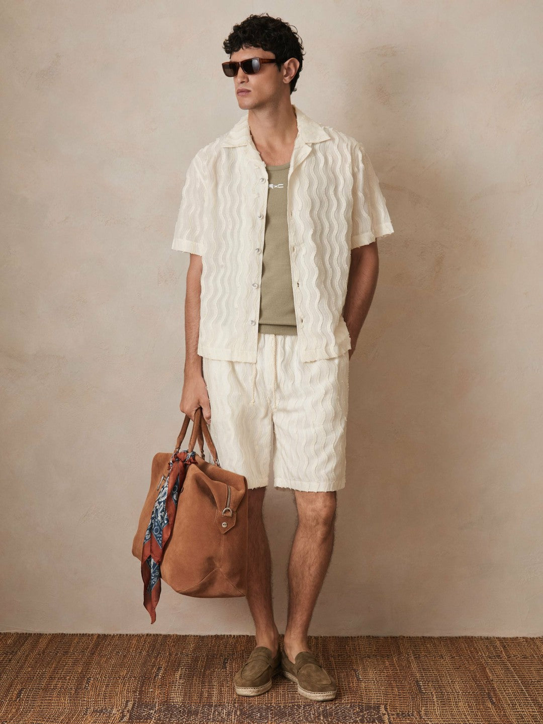 Men | Ché Fringed-Wave Shorts in Off White