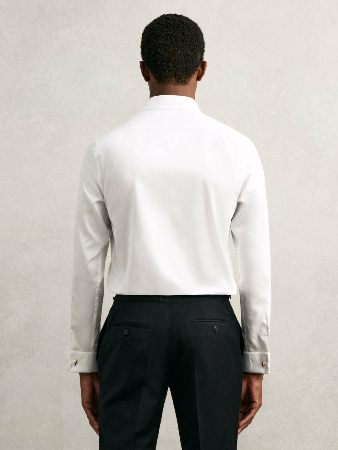 Men Regular Fit Slim-Fit Cotton-Sateen Shirt in White