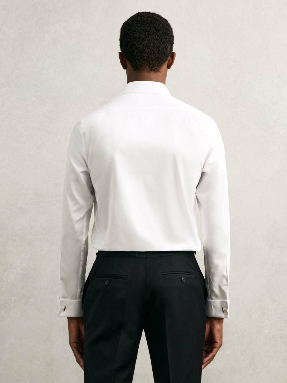 Men Regular Fit Slim-Fit Cotton-Sateen Shirt in White