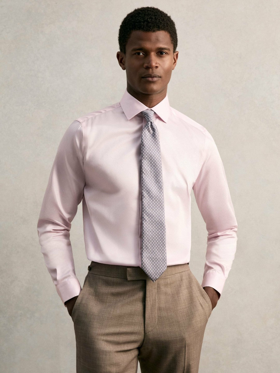 Men Regular Fit Cotton Sateen Shirt in Pink