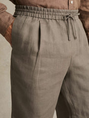 Men Linen Drawstring Shorts in Mushroom Brown
