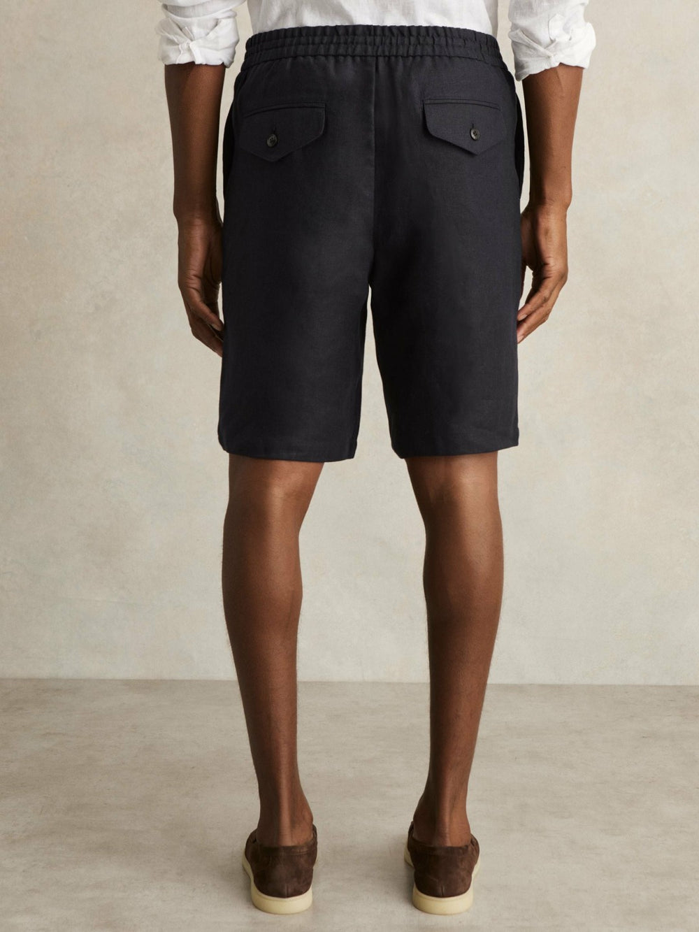 Men Linen Drawstring Shorts in Navy