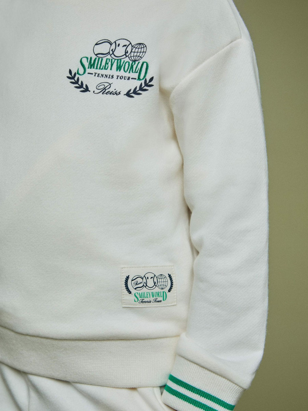 Children & Baby 13-14 yrs SmileyWorld Logo Sweatshirt Unisex Fit in White