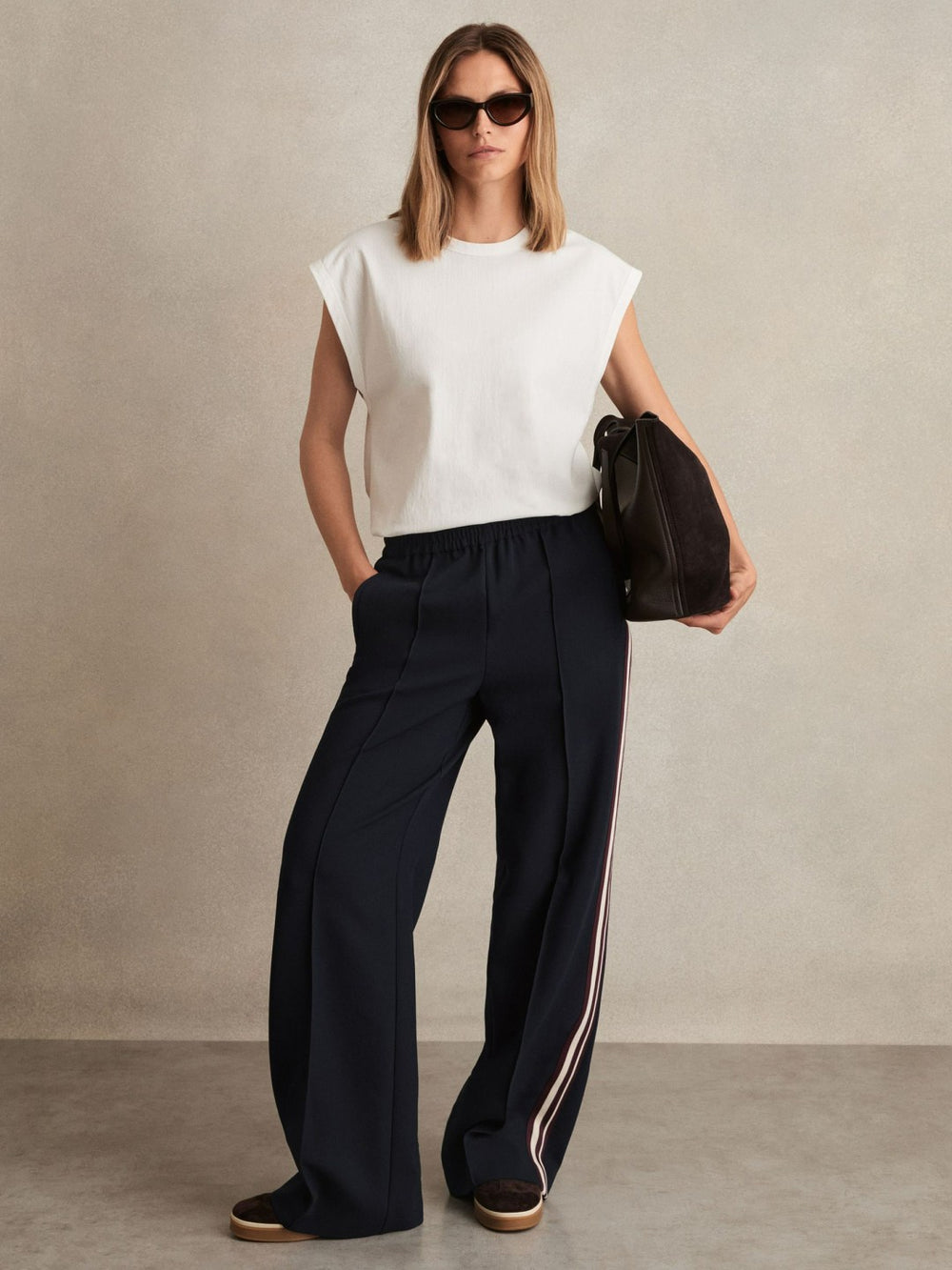 Women Petite Side-Stripe Wide-Leg Trousers in Navy