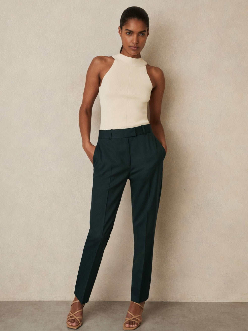 Women Wool-Blend Slim-Fit Suit Trousers in Green