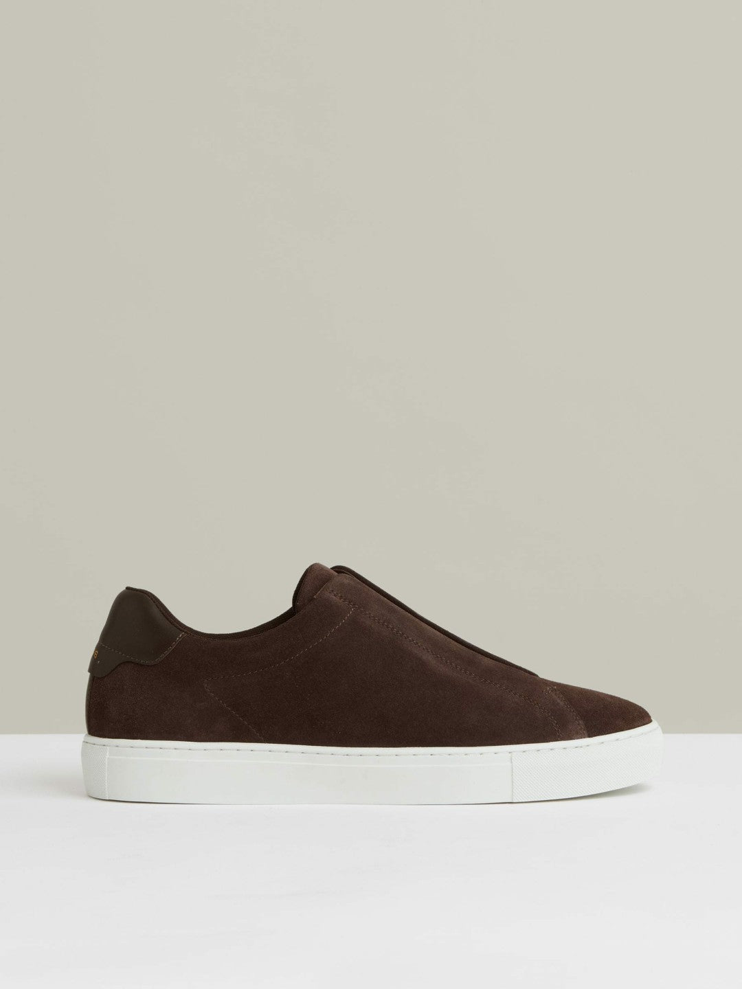 Men Suede Slip-On Elasticated Trainers in Chocolate Brown