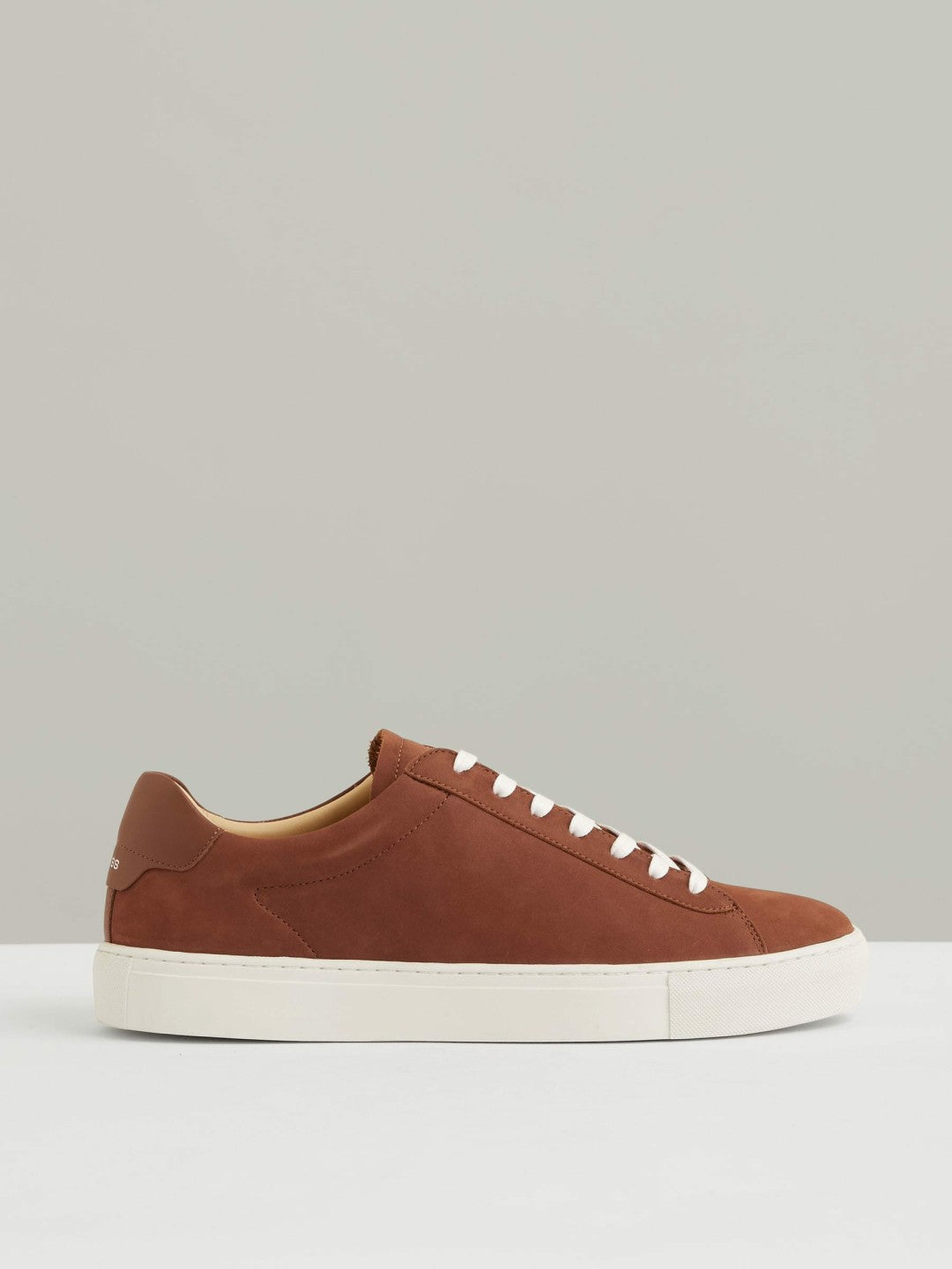 Men Nubuck Leather Low-Top Trainers in Brickwood Red