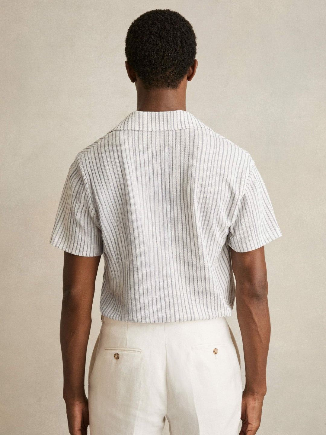 Men Textured Stripe Cuban Collar Shirt in White/Soft Blue