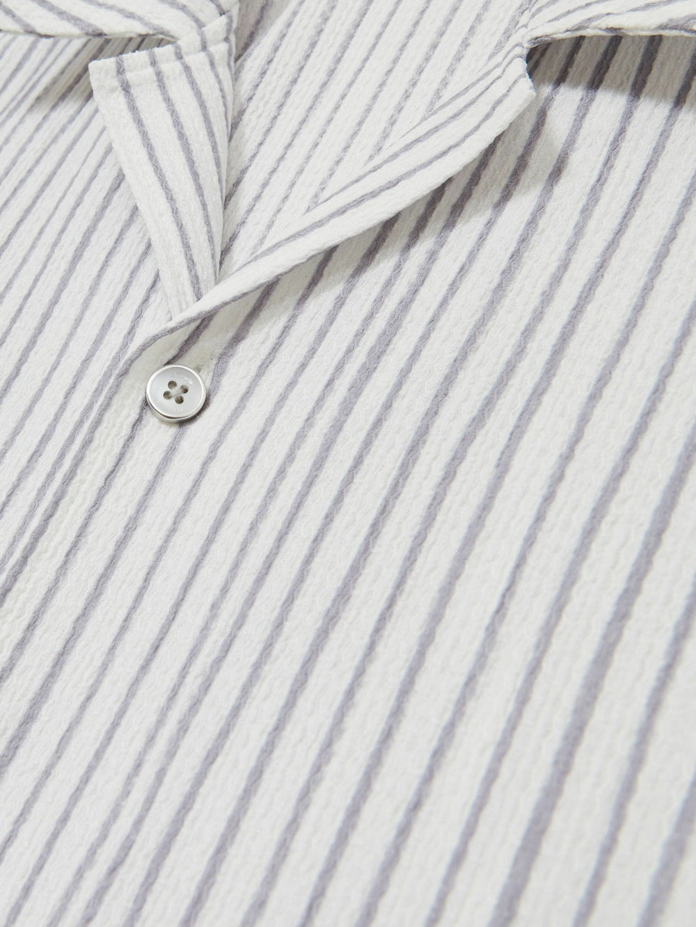 Men Textured Stripe Cuban Collar Shirt in White/Soft Blue
