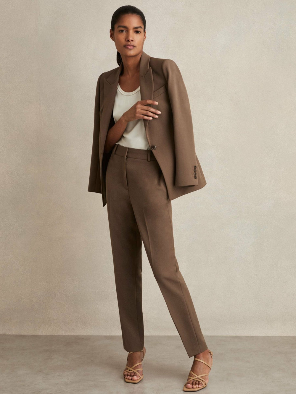 Women Petite Tailored Single Breasted Suit Blazer in Mink Neutral