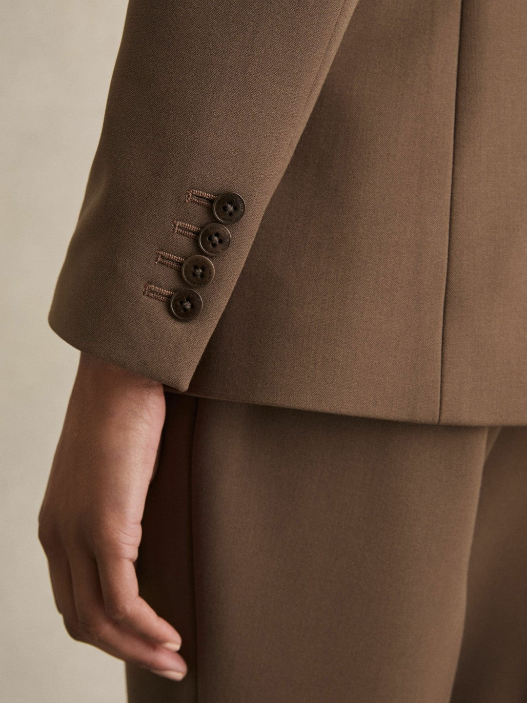 Women Petite Tailored Single Breasted Suit Blazer in Mink Neutral